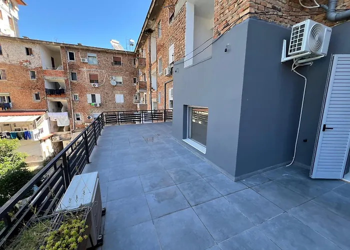 Iona By Merko Apartment